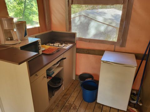 TENTE TOILE ET BOIS 4 personnes - SAHARI - sans sanitaires