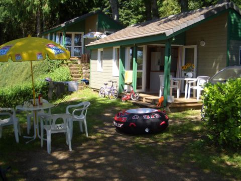 CHALET 4 personnes - BASTIDON (terrasse couverte)