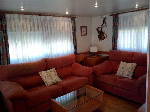 MOBILHOME 6 personnes - MH2( sans draps) MOBILHOME 6 personnes - MH2( sans draps)