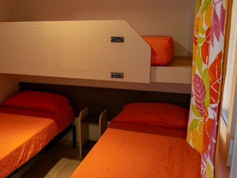 BUNGALOW 5 personnes - Berguedà