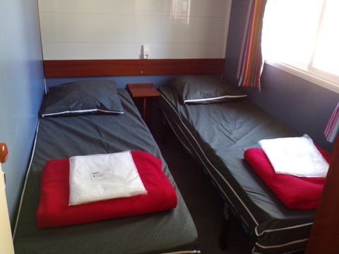 MOBILHOME 4 personnes - 2 chambres + Télé