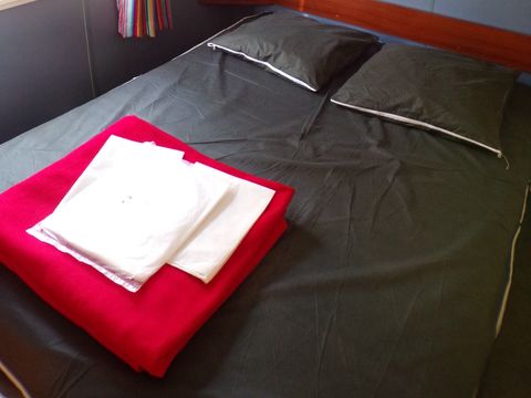 MOBILHOME 4 personnes - 2 chambres + Télé