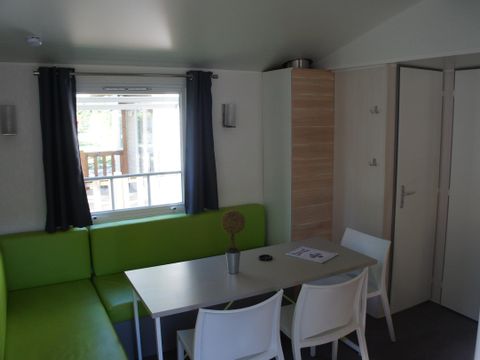 MOBILHOME 7 personnes - Mobil home Standard 32 m² 3 chambres + terrasse 12m² semi-couverte (9m²) 6/7 pers