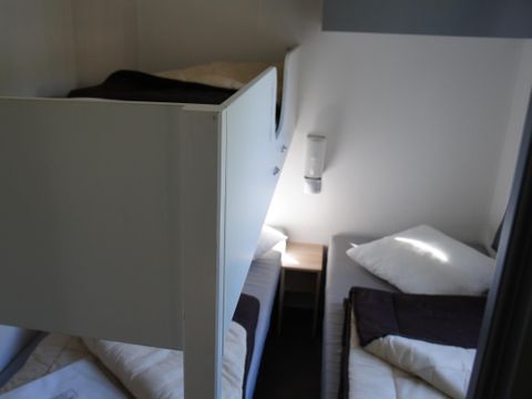 MOBILHOME 7 personnes - Mobil home Standard 32 m² 3 chambres + terrasse 12m² semi-couverte (9m²) 6/7 pers