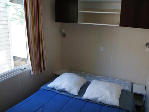 MOBILHOME 5 personnes - Mobil home Confort 32 m² 2 chambres + terrasse 12m² semi-couverte (9m²) + TV 4/5 pers