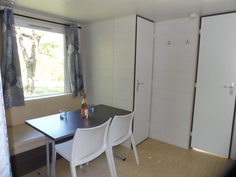 MOBILHOME 4 personnes - CONFORT + TV 1/4 pers.