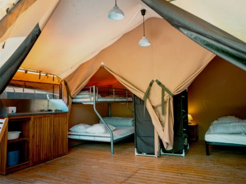 Tente en toile et en bois 5 personnes - Tente Lodge Victoria 2ch 5pers