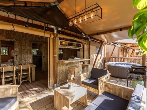 HÉBERGEMENT INSOLITE 6 personnes - Chalet luxury SPA 6pers
