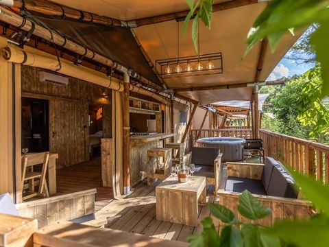 HÉBERGEMENT INSOLITE 6 personnes - Chalet luxury SPA 6pers