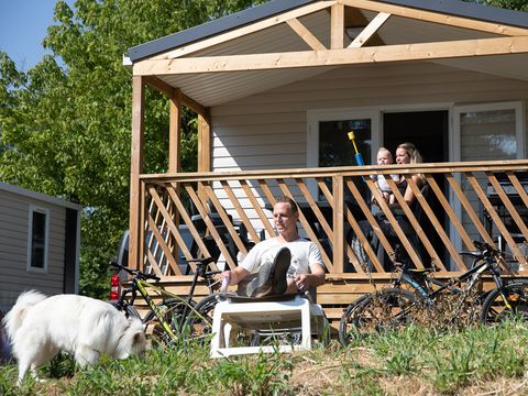 MOBILHOME 4 personnes - Pommier avec vue sur la rivière