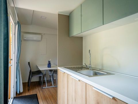 MOBILHOME 6 personnes - Comfort | 2 Ch. | 4/6 Pers. | Terrasse surélevée | Clim.