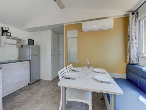 MOBILHOME 6 personnes - Mobil-home | Comfort | 2 Ch. | 4/6 Pers. | Terrasse simple | Clim.