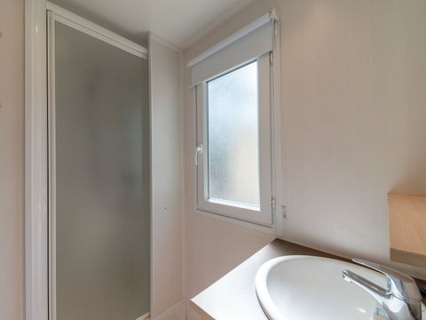 Mobilhome 4 personnes - Mobil-home | Classic XL | 2 Ch. | 4 Pers. | Terrasse surélevée non couverte | Clim.