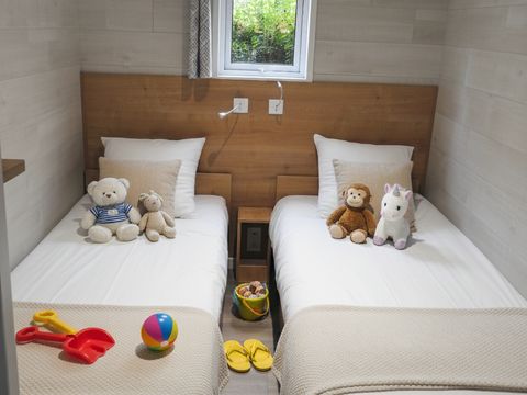 MOBILHOME 4 personnes - MOBIWOOD 36 avec son JACUZZI PRIVATIF - 2 Chambres MOBILHOME 4 personnes - MOBIWOOD 36 avec son JACUZZI PRIVATIF - 2 Chambres