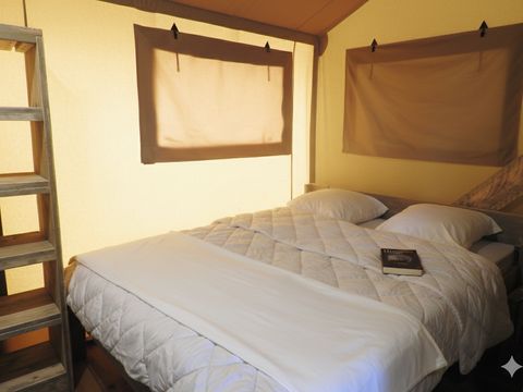 TENTE TOILE ET BOIS 5 personnes - LUXURY SAFARI LODGE