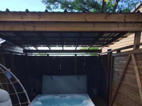 Mobilhome 2 personnes - Sunêlia Luxe - TAOS S2 - 1 chambre - 1 salle de bain avec ou - Sans jacuzzi privatif
