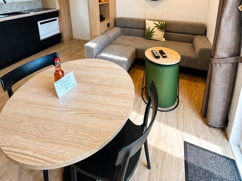 Mobilhome 2 personnes - Sunêlia Luxe - TAOS S2 - 1 chambre - 1 salle de bain avec ou - Sans jacuzzi privatif