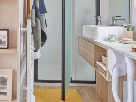 MOBILHOME 2 personnes - Sunêlia Luxe TAOS S2 2 pers. 1 ch. 1 sdb. avec ou sans jacuzzi privatif