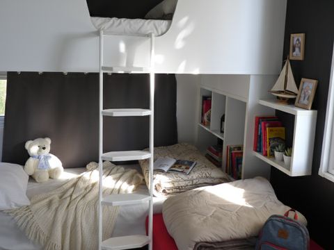 MOBILHOME 5 personnes - MH2 VIP TAOS 35 m² MOBILHOME 5 personnes - MH2 VIP TAOS 35 m²