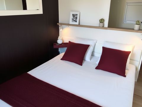 MOBILHOME 5 personnes - MH2 VIP TAOS 35 m² MOBILHOME 5 personnes - MH2 VIP TAOS 35 m²