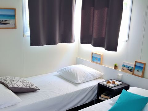 MOBILHOME 6 personnes - MH3 VIP TAOS 40 m² MOBILHOME 6 personnes - MH3 VIP TAOS 40 m²