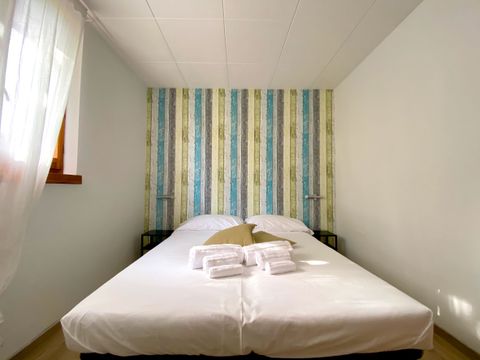 BUNGALOW 4 personnes - FAMILY