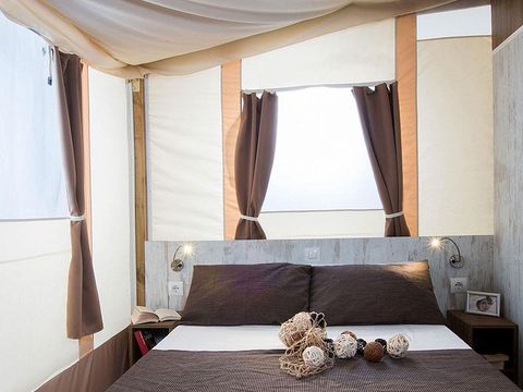 TENTE TOILE ET BOIS 5 personnes - TREND LODGE