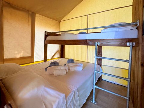 TENTE TOILE ET BOIS 5 personnes - Klahari Lodge