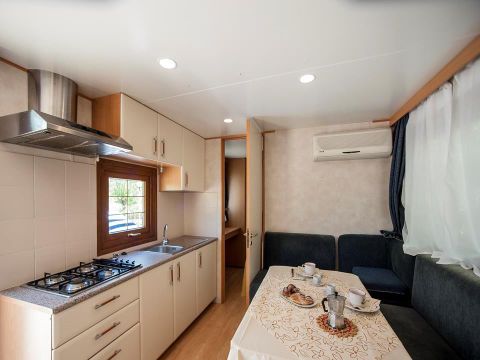 MOBILHOME 2 personnes - (2 personnes incluses - 2 personnes supplémentaires possibles moyennant un supplément, veuillez contacter le camping)