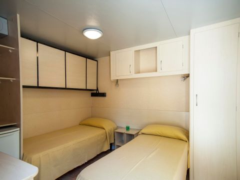 MOBILHOME 2 personnes - Mobil-home d'une chambre à coucher - sans cuisine