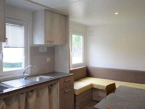 MOBILHOME 2 personnes - Mobile home - Accessible aux personnes à mobilité réduite (2 personnes incluses - 2 personnes supplémentaires possibles avec supplément, contacter le camping)