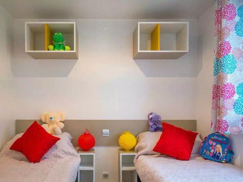 BUNGALOW 4 personnes - Mobil-home | Comfort | 2 Ch. | 4 Pers. | Terrasse surélevée | Clim.