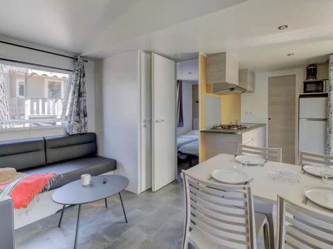 BUNGALOW 6 personnes - Mobil-home | Comfort | 2 Ch. | 4/6 Pers. | Terrasse surélevée | Clim.