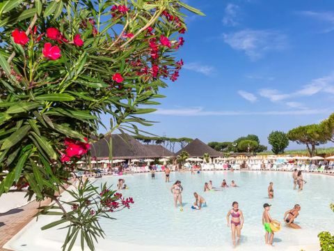 Hu Park Albatros Village - Camping Livourne