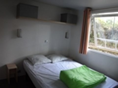 MOBILHOME 6 personnes - 3 chambres - arrivée le samedi en haute saison