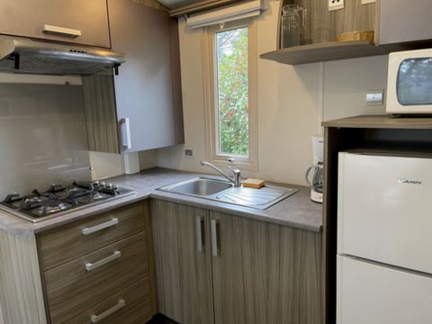 MOBILHOME 4 personnes - IRM Loggia - arrivée le mercredi en haute saison