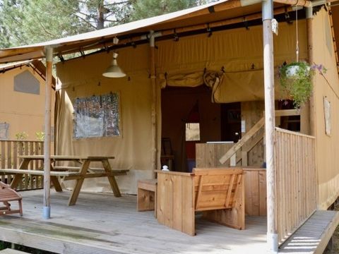 TENTE TOILE ET BOIS 5 personnes - Corsica Lodge, 2 chambres - arrivée le samedi en haute saison