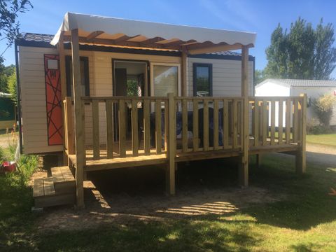 MOBILHOME 4 personnes - 2 chambres compact 24 m2 avec  terrasse couverte 10 m2