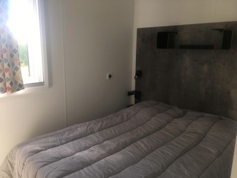 MOBILHOME 4 personnes - 2 chambres compact 24 m2 avec  terrasse couverte 10 m2