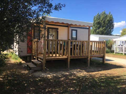 MOBILHOME 4 personnes - 2 chambres compact 24 m2 avec  terrasse couverte 10 m2