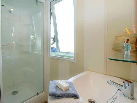 Mobilhome 6 personnes - Comfort XL | 3 Ch. | 6 Pers. | Terrasse surélevée | Clim. | TV
