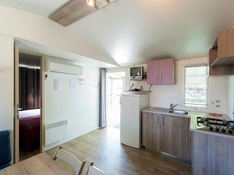 Mobilhome 6 personnes - Mobil-home | Premium | 3 Ch. | 6 Pers. | Terrasse surélevée | Clim. | TV