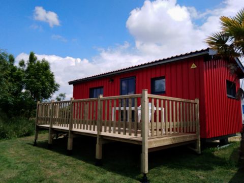 MOBILHOME 4 personnes - 2 CHAMBRES FACE AU LAC