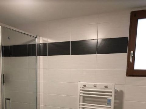 CHALET 8 personnes - Loisirs TV - LV - LL - DRAPS - BBQ - 2 SDB