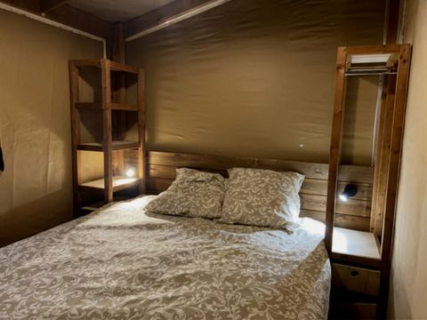 Tente en toile et en bois 5 personnes - Tente Lodge 32 m2 2 ch 4/5 pers