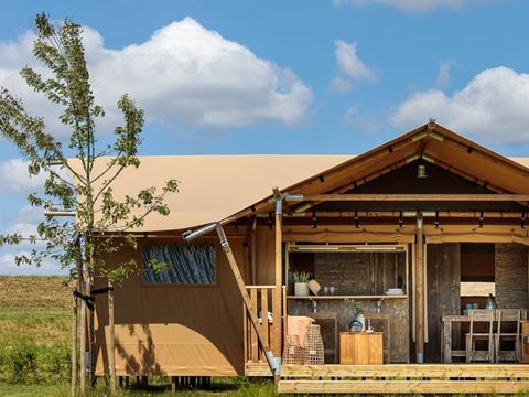 Tente en toile et en bois 5 personnes - TENTE LG 40 m2 2 ch 4/5 pers SAMEDI