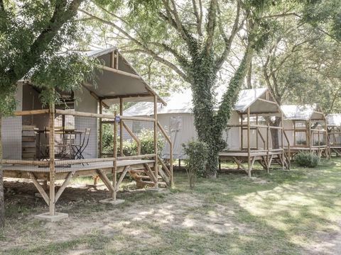 TENTE TOILE ET BOIS 4 personnes - Lodge sur pilotis Confort sans sanitaires