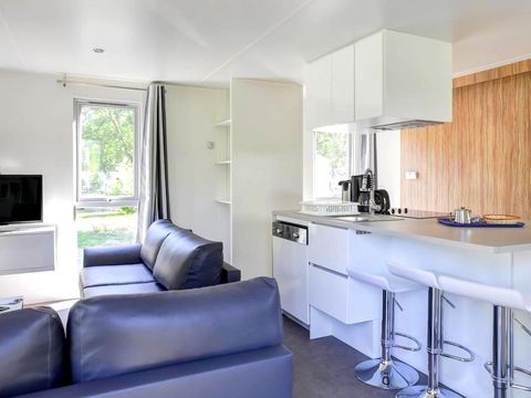 MOBILHOME 4 personnes - Premium 40m² 2 chambres + CLIM + TV + terrasse panoramique + draps + serviettes