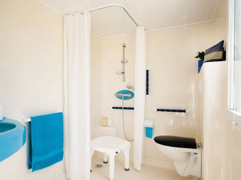 MOBILHOME 6 personnes -  32m² 2 chambres + terrasse - adapté aux personnes à mobilité réduite