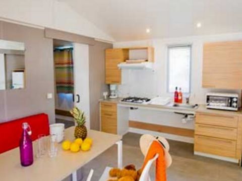 MOBILHOME 6 personnes -  32m² 2 chambres + terrasse - adapté aux personnes à mobilité réduite